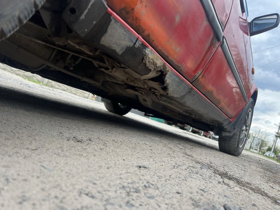 Mazda 323 BF 1988год