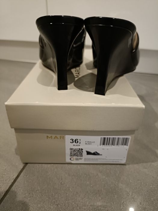 Lakierki czarne - klapki - CCC nowe r. 35/36
