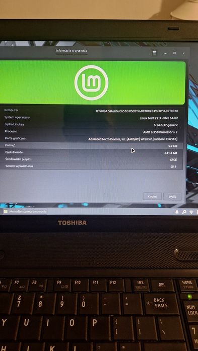 Toshiba Satellite – Szybki SSD | 6GB RAM | Linux Mint | Gotowy do pra