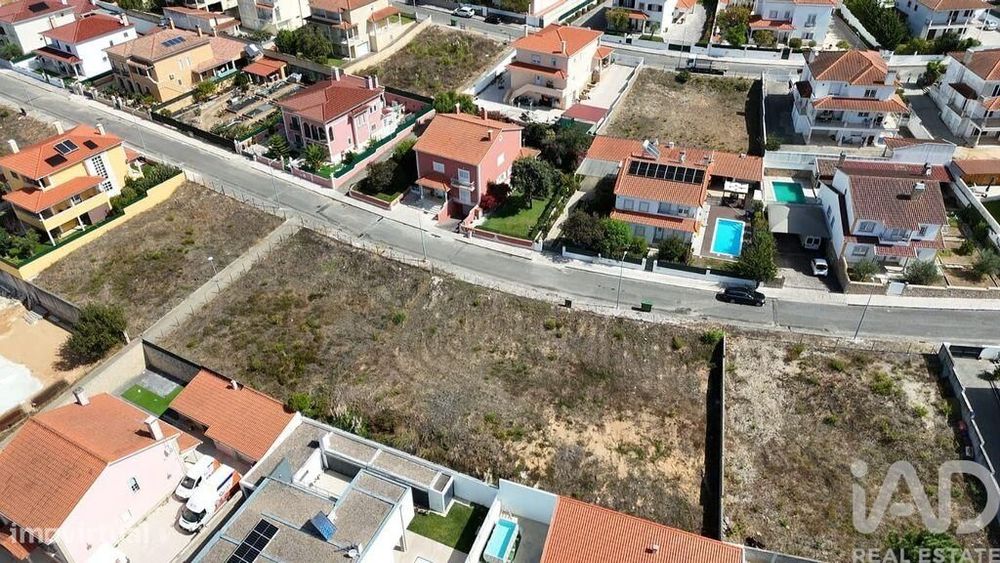 Terreno em Rio Maior de 240,00 m2