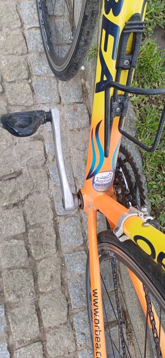 Vendo bicicleta de corrida em muito bom estado