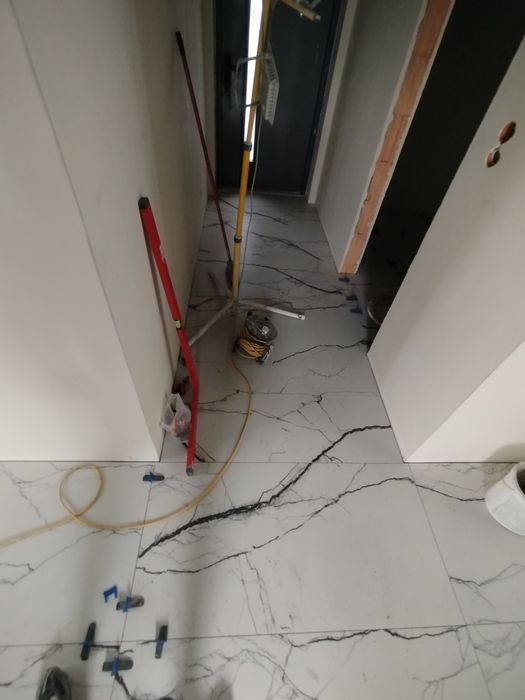Kafelkarz Glazurnik Wykończenia wnętrz