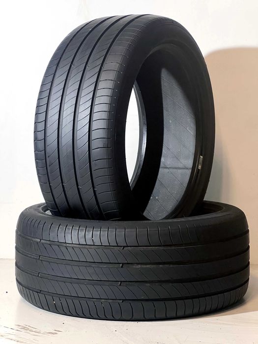 Pneus Michelin Primacy 4 - 235/40/18 - Excelentes