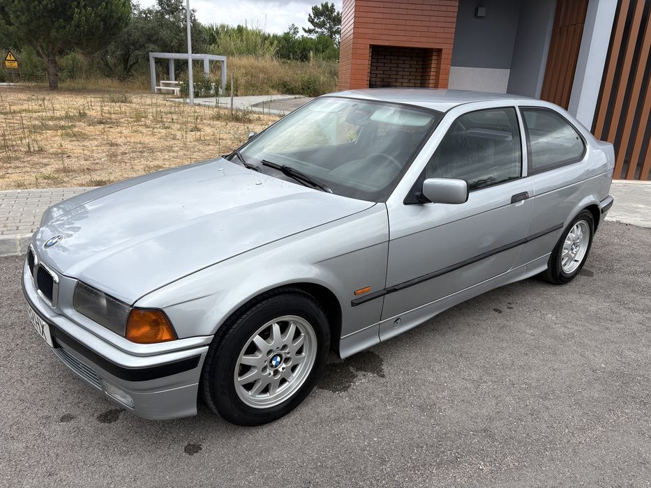 BMW 318tds compact
