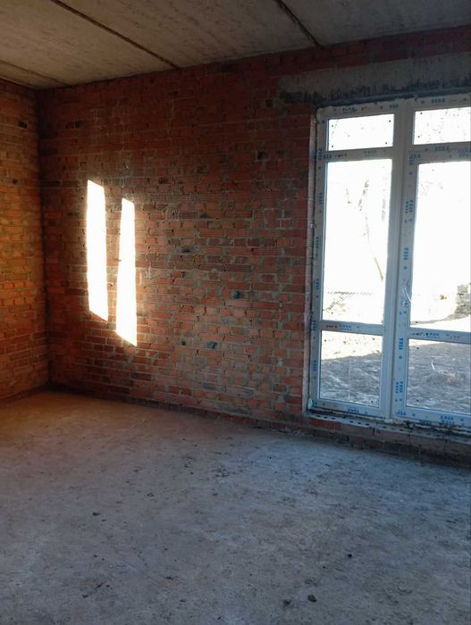 (5) Продам будинок в Селищі 8916