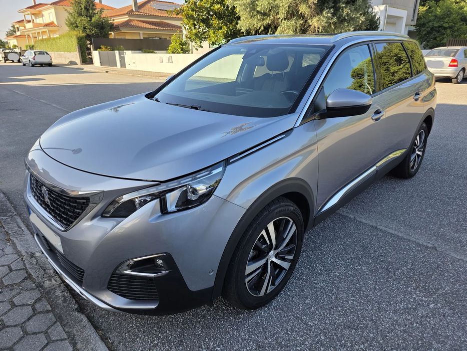 Peugeot 5008 BlueHDI 130 EAT8 Allure Pack