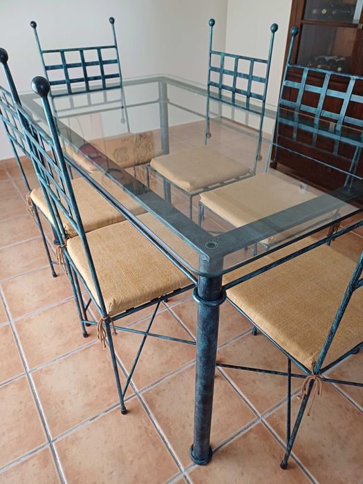 Mesa de Jantar em ferro forjado