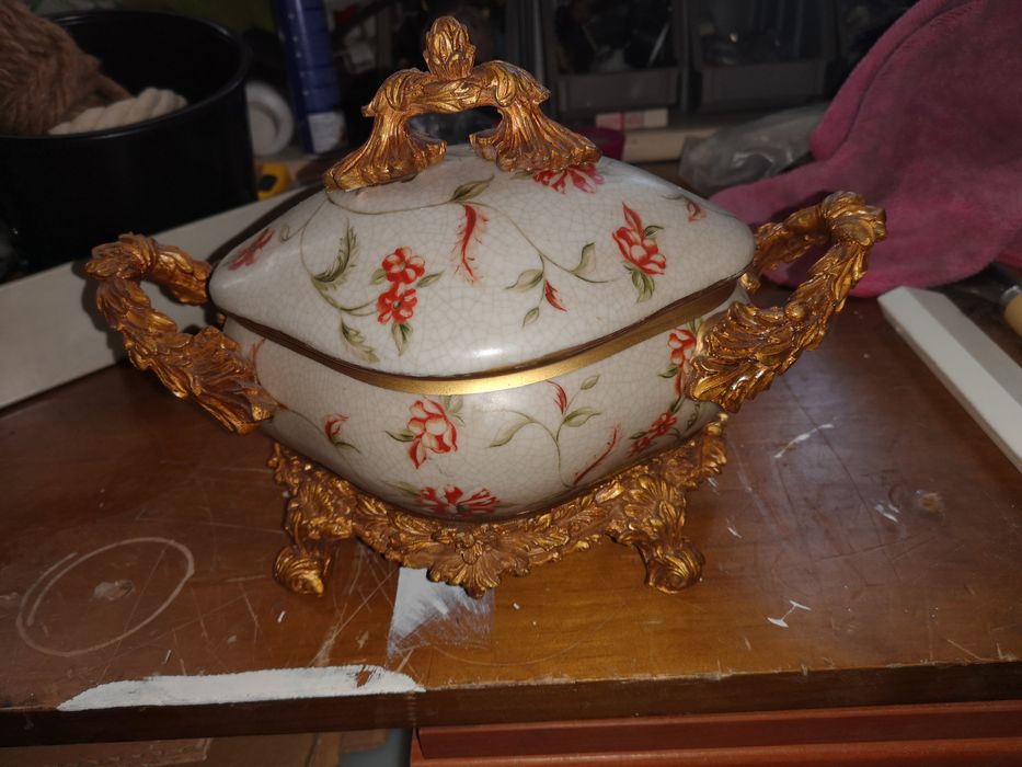 Vendo peça de loiça vintage