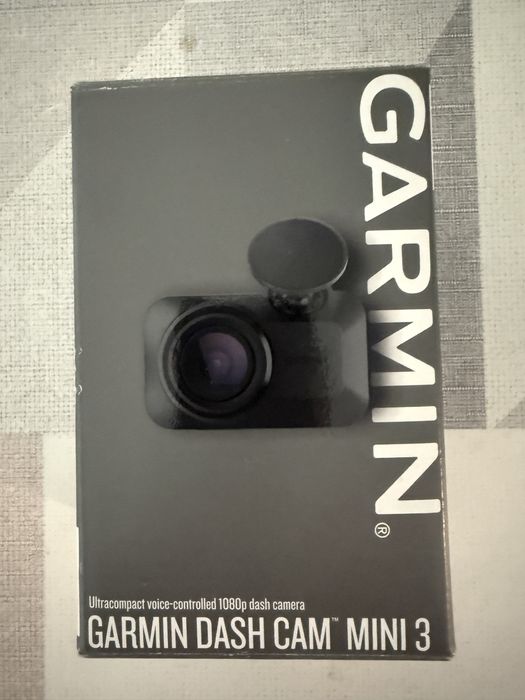 Відеореєстратор Garmin Dash Cam Mini 3