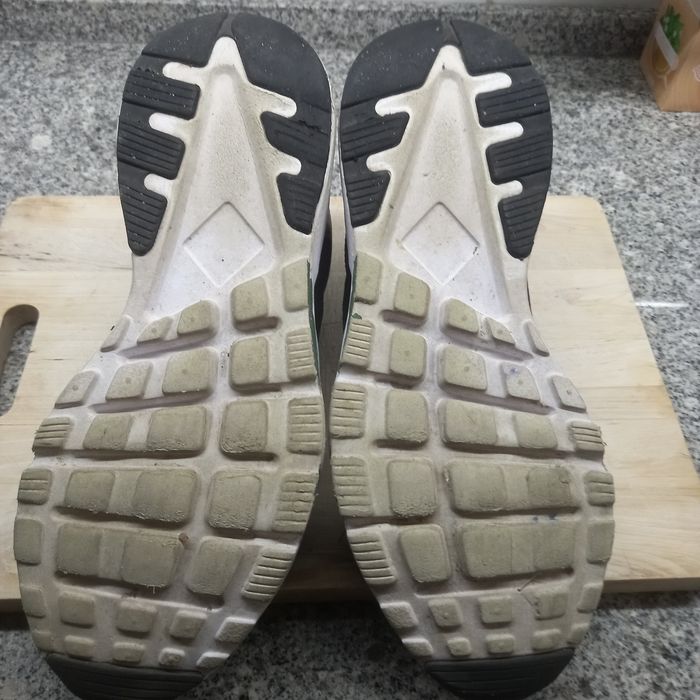 Sapatilhas de homem tamanho 46