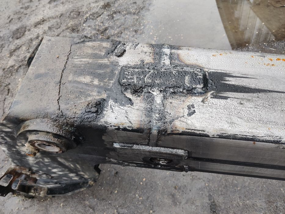 Продам стрілу Маніту