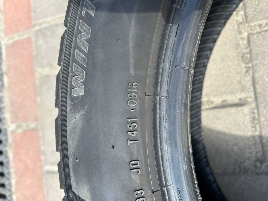 Шини 215/55 R17 94H Pirelli Rotation Winter Sottozero3