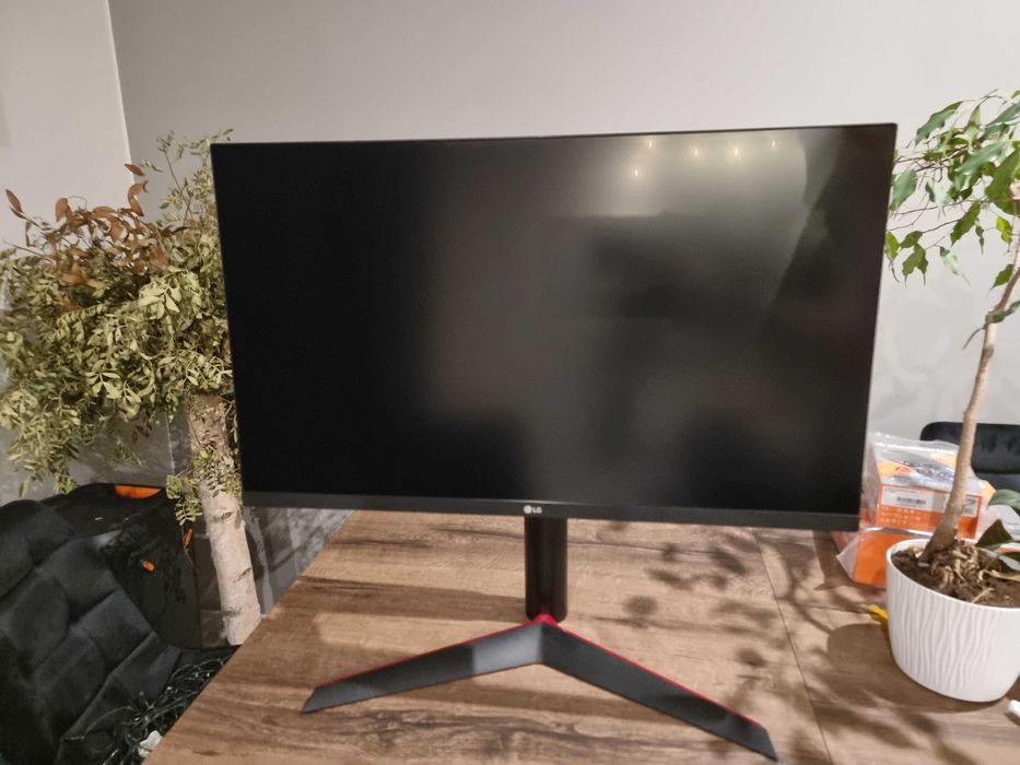 Monitor LG 27” UltraGear™ Nano IPS HDR 10 1ms 144Hz 27GL850