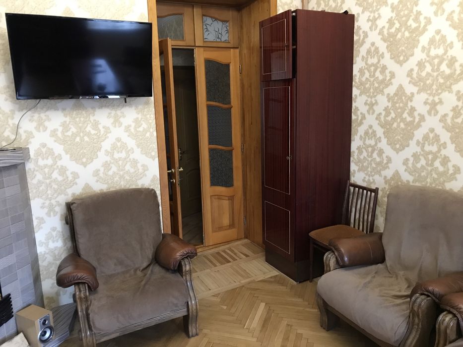 Аренда Сдам свою 3ком квартиру возле жд вокзала,длительно