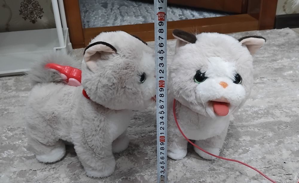 Інтерактивна іграшка коти