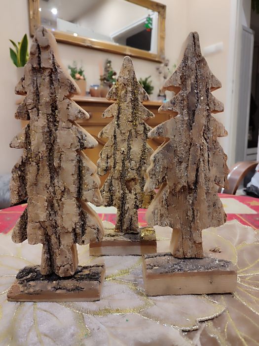 Piękne orginalne drewniane choinki