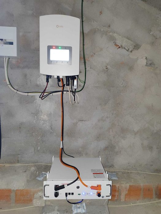 Inversor Híbrido Solis 3kW + Bateria Sunwoda 5.12kWh