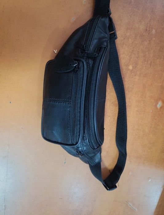 Nerka skóra naturalna czarna duża