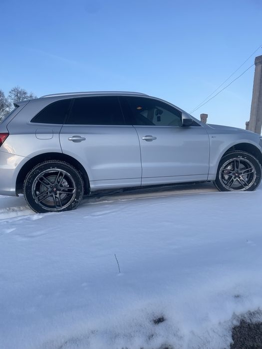 Ауди QS 5 кватро