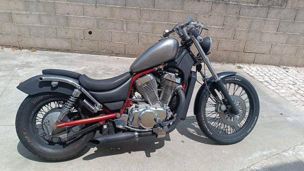 Suzuki intruder 800