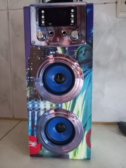 Coluna de musica Bluetooth NOVA