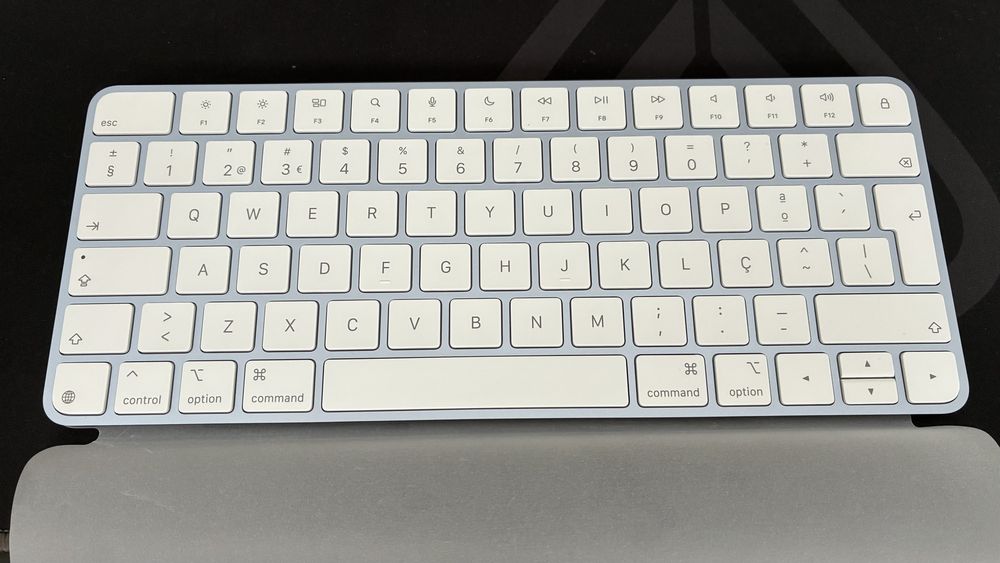 Magic Keyboard Azul Novo