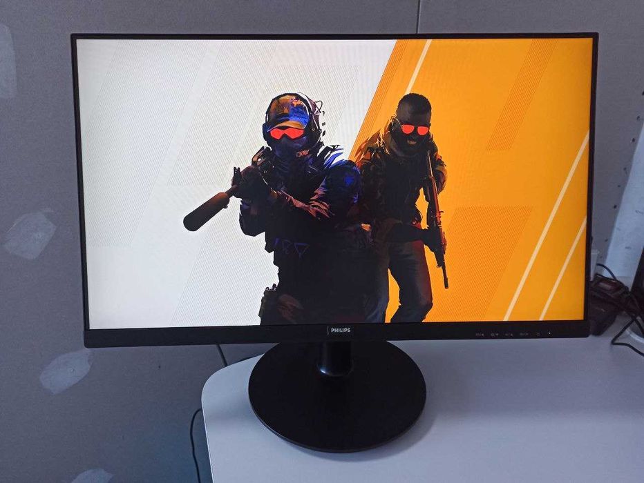 Монитор 24" Philips 241V8L Full HD / VA / 75Hz / Идеальное состояние