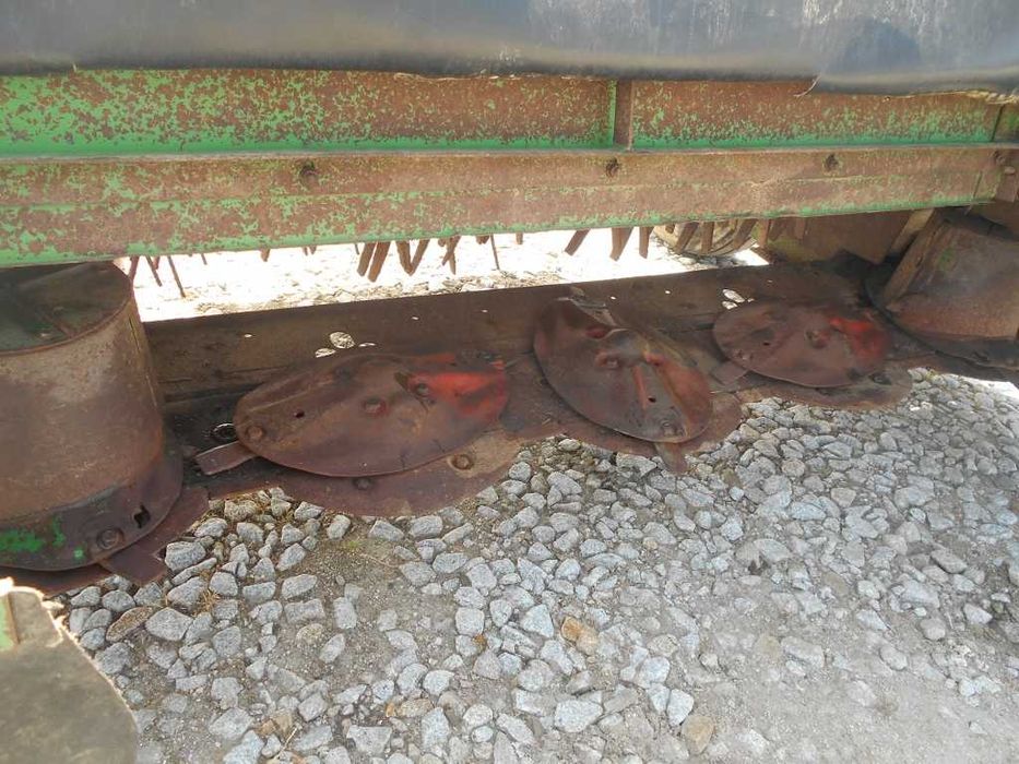 Gadanheira condicionadora John Deere 1350