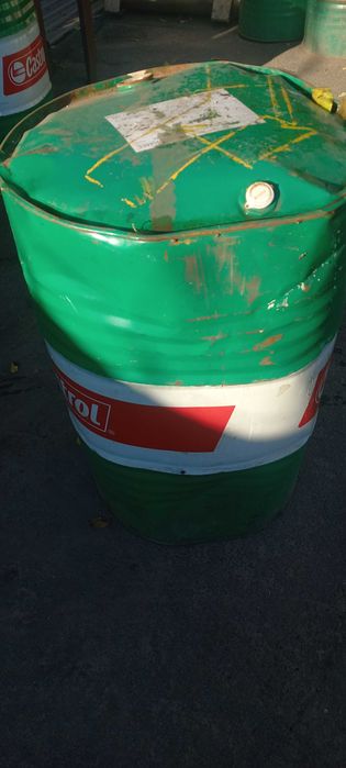 Продам бочки б/у 200л