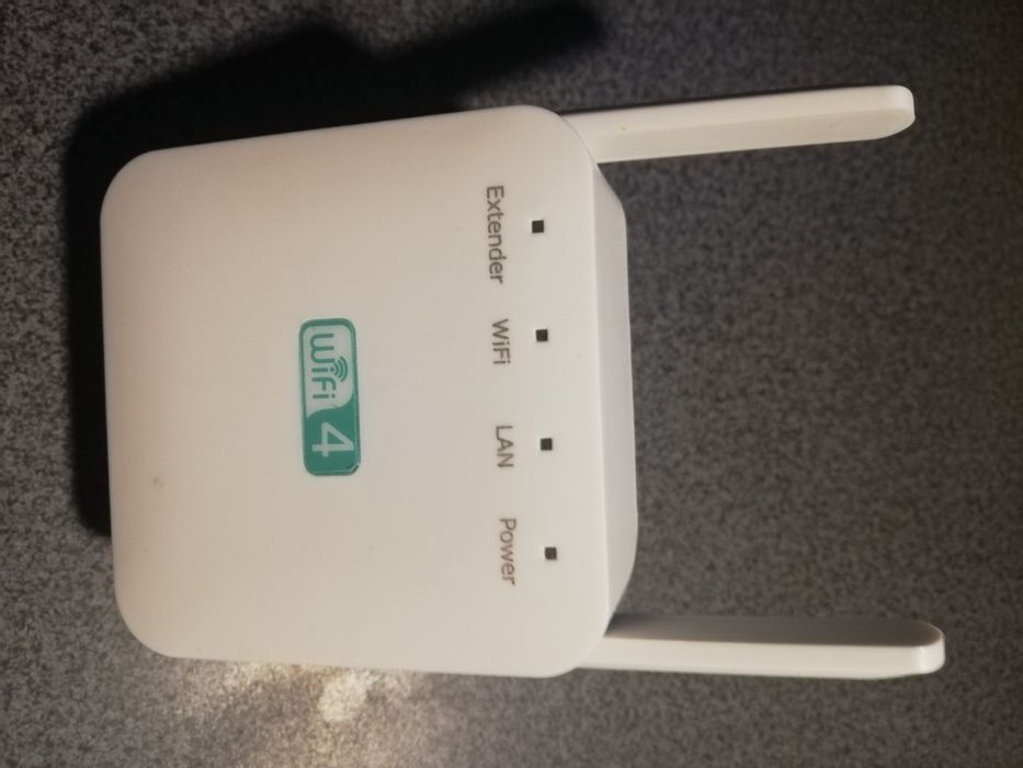 Wzmacniacz Wi-Fi Repeater