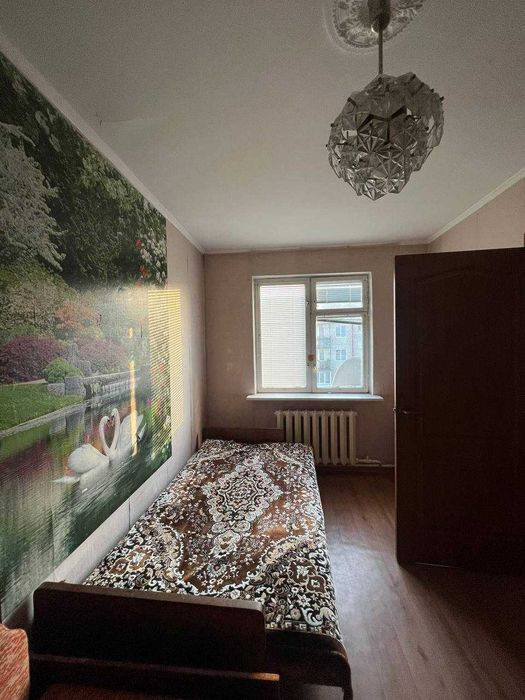 2к квартира 40 м2, Чумака 6, Солом`янський район, терміново