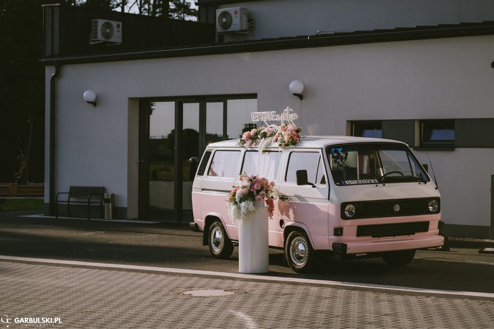 fotobus różowy , fotobudka