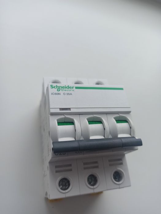 Автоматы элект, диф. автоматы, УЗО серии Acti9 iC60H Schneider Elect