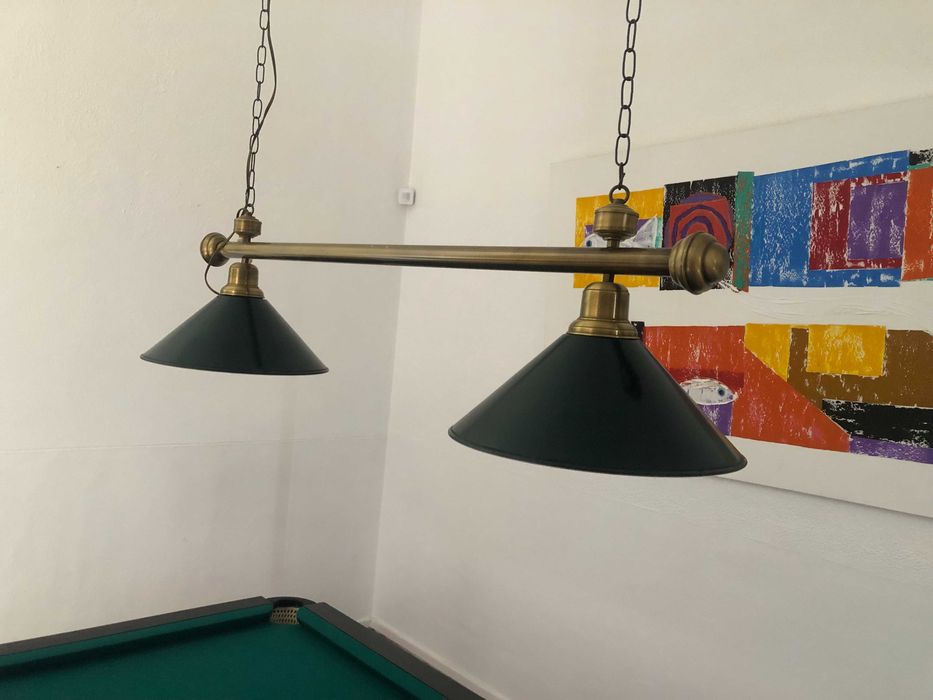 Bilhar + bolas + tacos (com móvel) + candeeiro