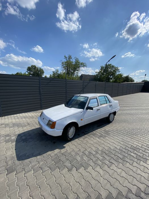 Заз 110307 Таврія