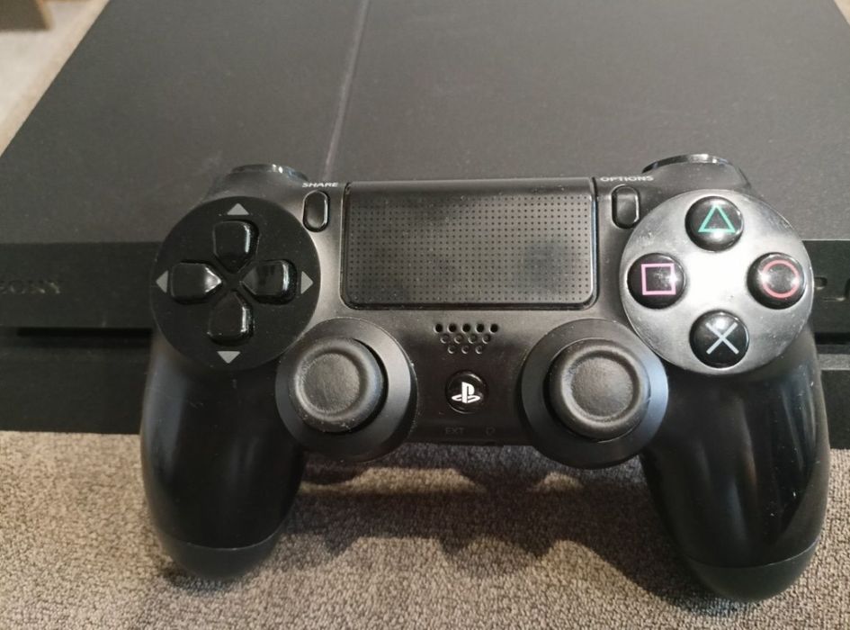 Ps4 1tb Stan bardzo dobry