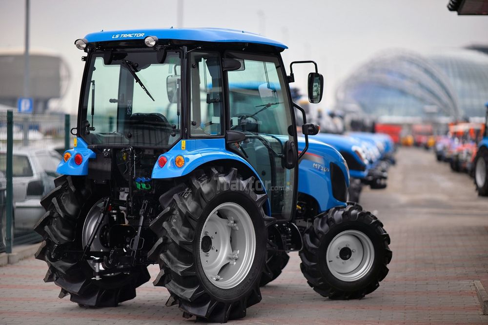 Importer poleca traktor LS Tractor MT3.60 HST 4x4 - 57 KM z kabiną - ciągnik z gwarancją 5 lat