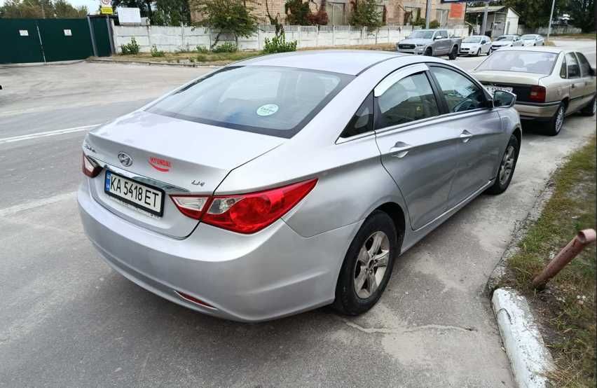 Соната 2014р.в. під викуп на вигідних умовах. Київ таксі і власні