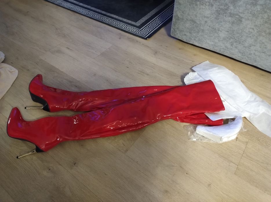 Kozaki czerwone długie skóra lakierowana latex