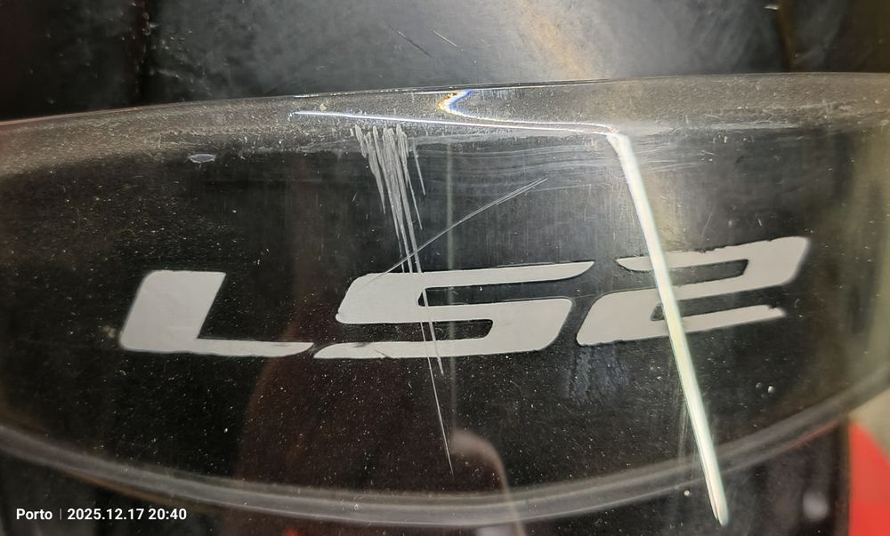 Capacete LS2 Strobe "L" usado