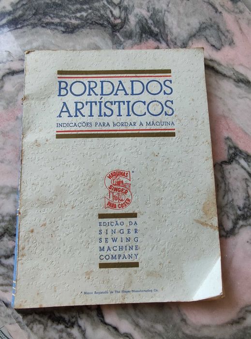 Livro Bordados Artísticos da Singer