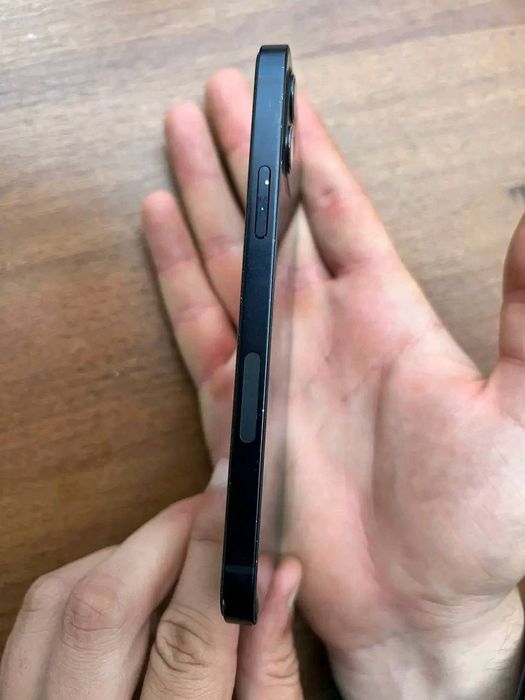 Продам iPhone 12 б/у