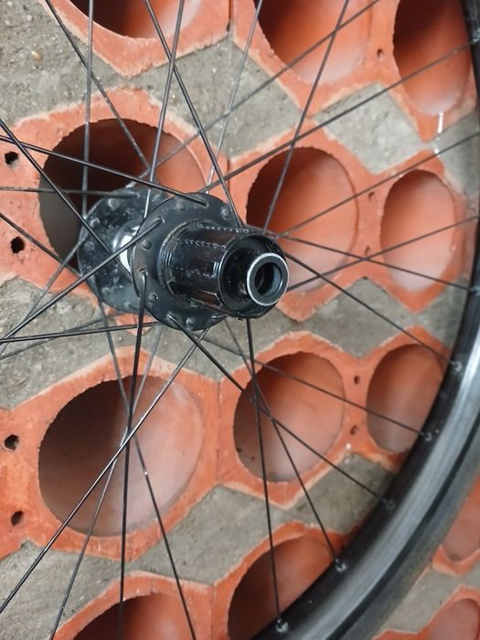 Roda de enduro 27.5 em carbono