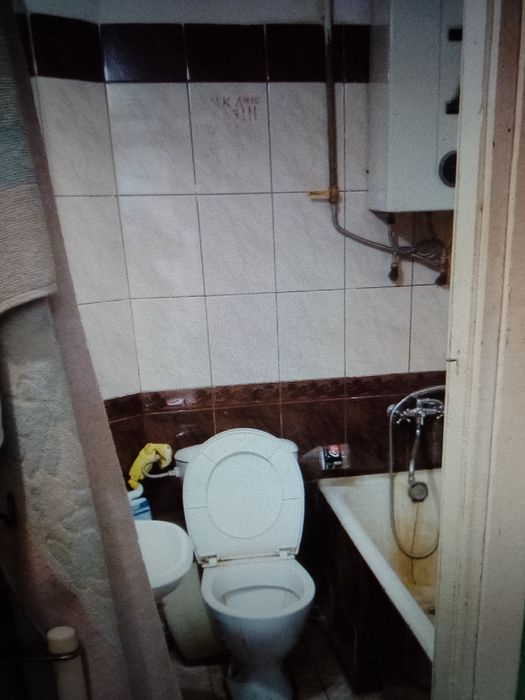 Кімната р-н ,,Форум,,