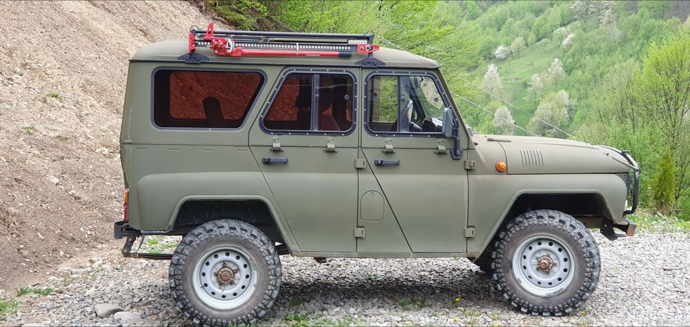 УАЗ Hunter 31519