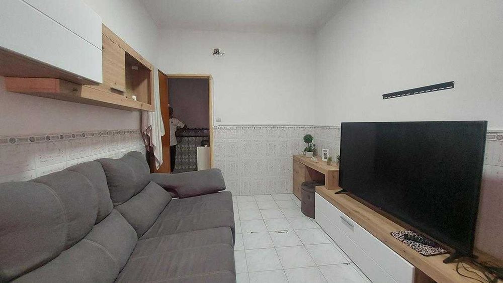 Apartamento T2, no Barreiro (Lavradio)