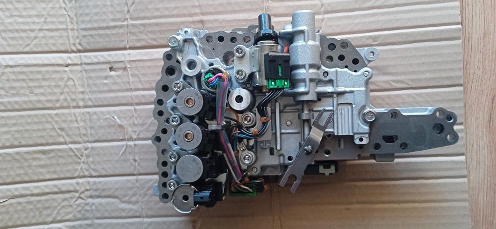 Блок керування коробки Jatco JF009E.