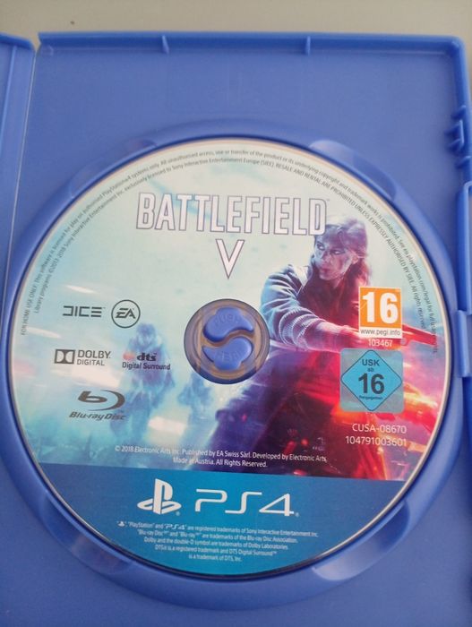 3 Jogos PS4 - WipEout Omega Collection	- Star Wars Battlefront II (compativel com PS5) - Battlefield V