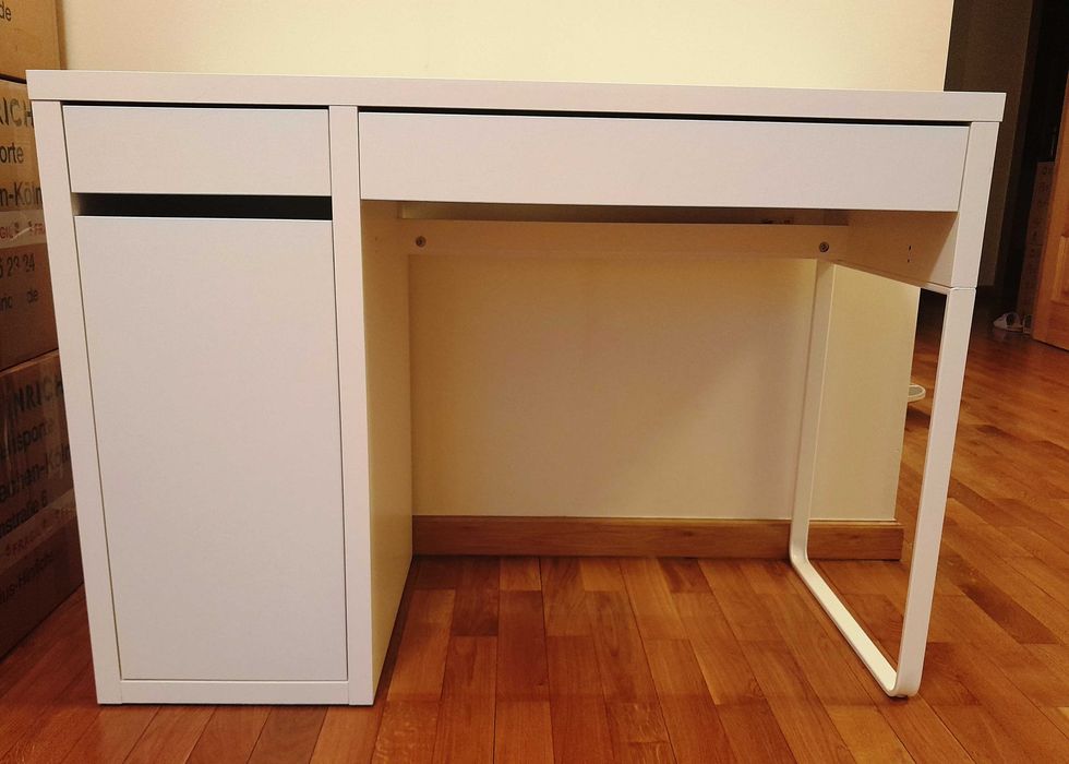 Secretária IKEA em ótimo estado