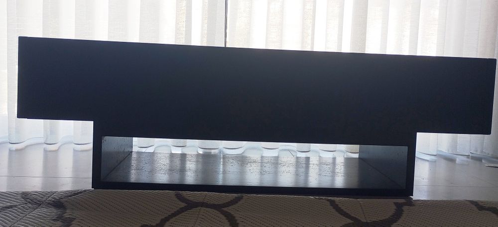 Mesa de centro sala madeira maciça vidro preto wengue  estilo moderno